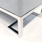 Panca Imbottita Avorio/Blu, Gambe in Acciaio Inox, 3 Posti