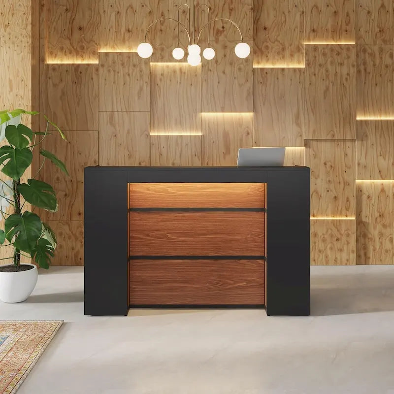Scrivania a L per 1 persona, colori bianco e marrone / nero e marrone / marrone e nero, con striscia LED e pannello per la privacy