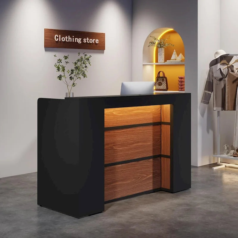 Scrivania a L per 1 persona, colori bianco e marrone / nero e marrone / marrone e nero, con striscia LED e pannello per la privacy