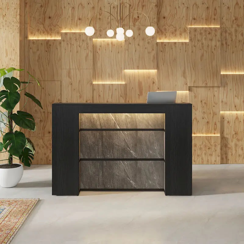 Scrivania a L per 1 persona, colori bianco e marrone / nero e marrone / marrone e nero, con striscia LED e pannello per la privacy