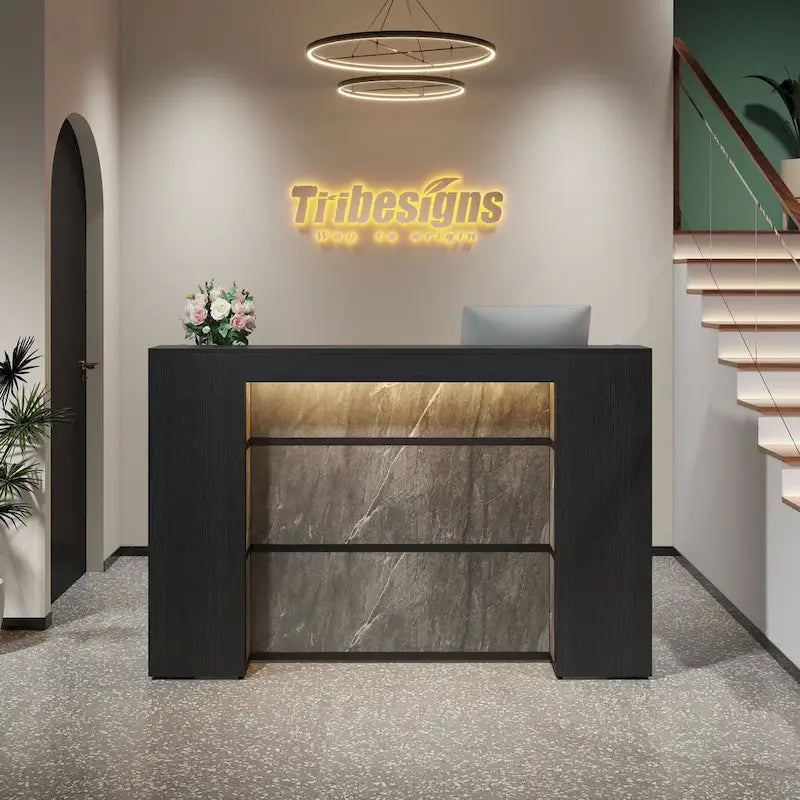 Scrivania a L per 1 persona, colori bianco e marrone / nero e marrone / marrone e nero, con striscia LED e pannello per la privacy