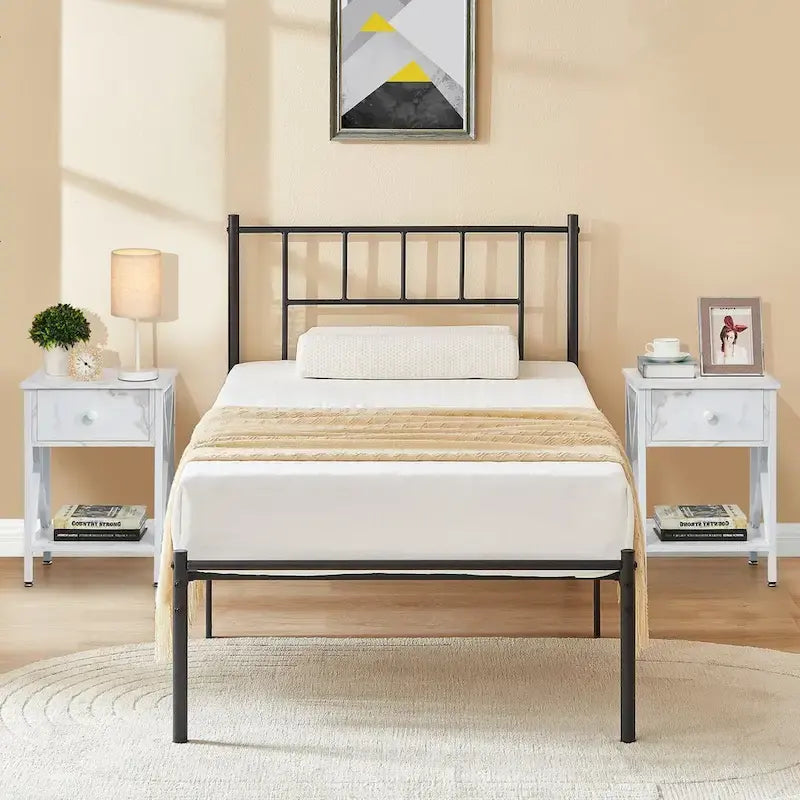 Struttura Letto in Metallo Nero/Bianco/Marrone con Testiera in Legno e 2 Comodini, Singolo/Matrimoniale/Queen, Set da 3 Pezzi