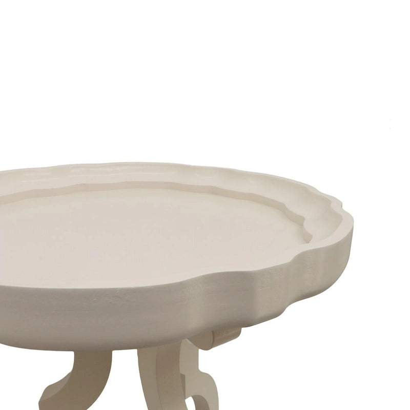 Tavolino rotondo in legno naturale, piano a vassoio smerlato, gambe curve, singolo